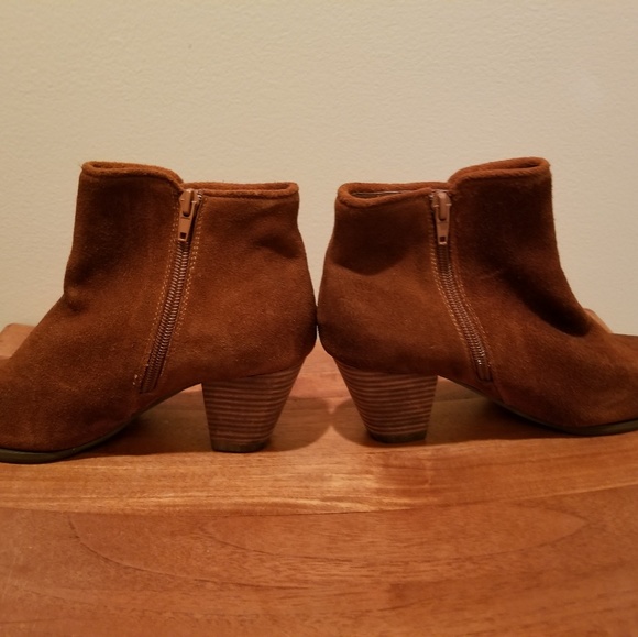 CHOCOLAT BLUE WEDGE BOOTIES BOOTS - Picture 3 of 3